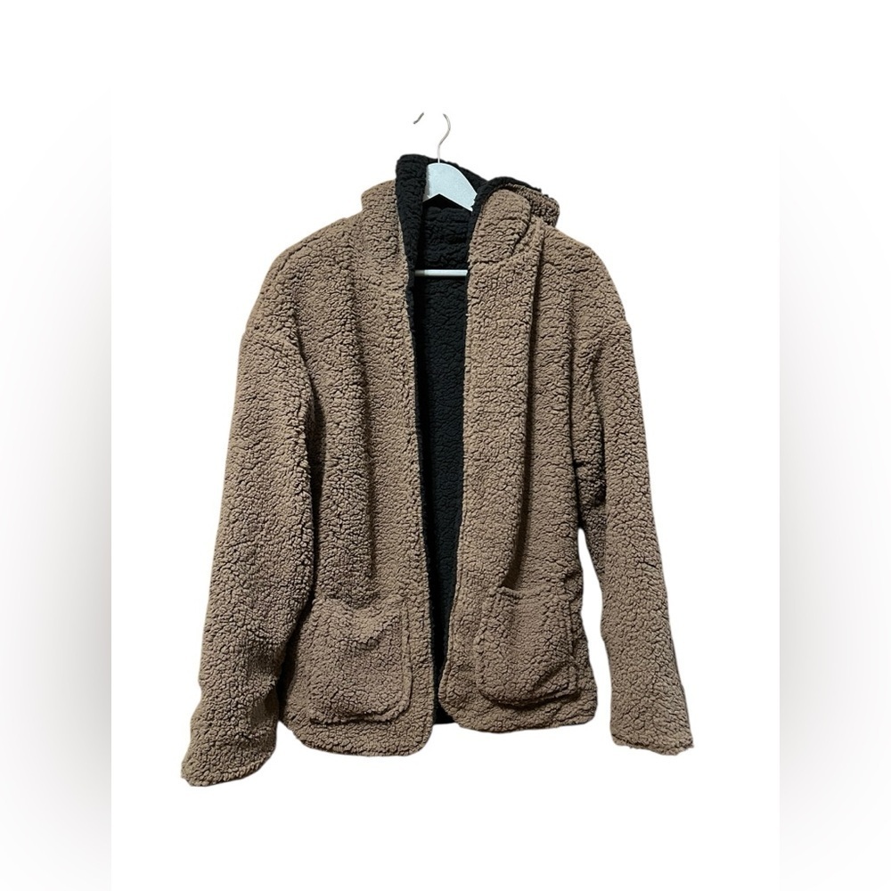 Reversible Sherpa Hooded Jacket Size Large — image 2 of 6